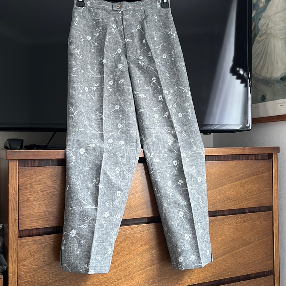 Brand new, beautiful woman pants by Wideleg. Very different, unusual./ junior/.
